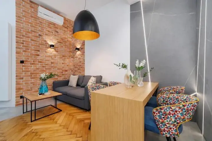 Apartmán F-U-C-K Poznaň